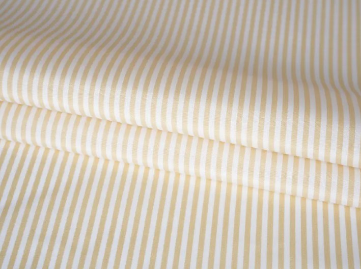 نسيج بطانة الأكمام المصبوغ بوليستر: بناء خط دفاع صلب للملابس ذات القوة العالية والمتانة